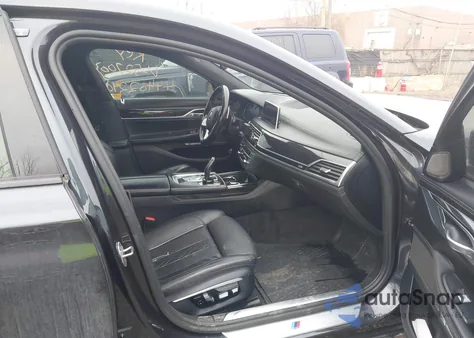 2017 BMW 750I xDrive z USA, uszkodzony, nr VIN WBA7B0C59HG527003